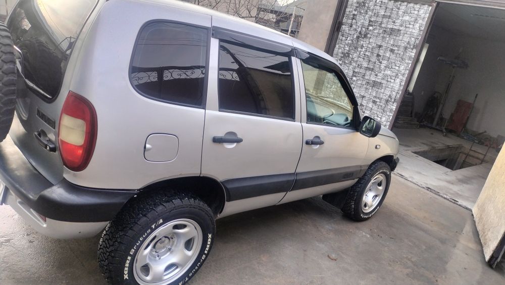 Нива Шевроле нива