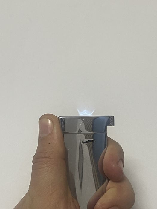 Brichetă S.T. Dupont Slim 7