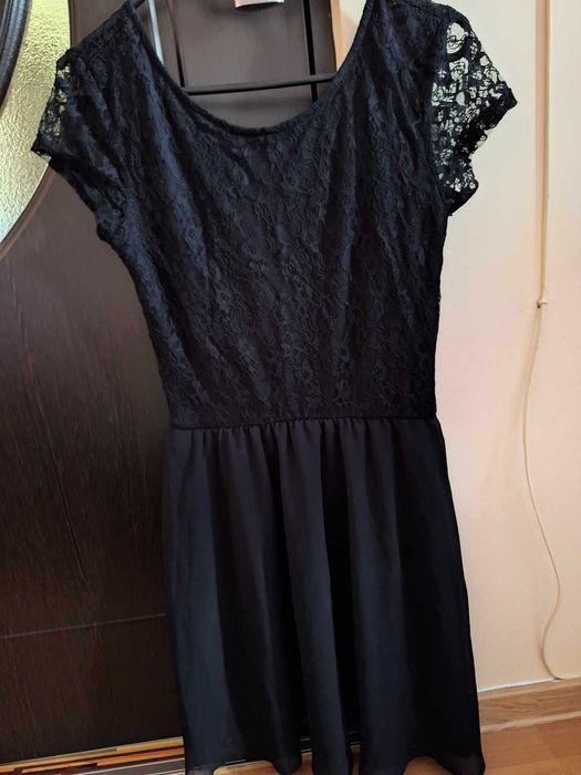 Rochie eleganta cu dantela H&M