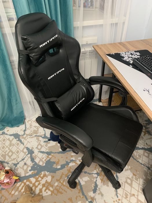 Компьютер, стол, стул, полный комплект