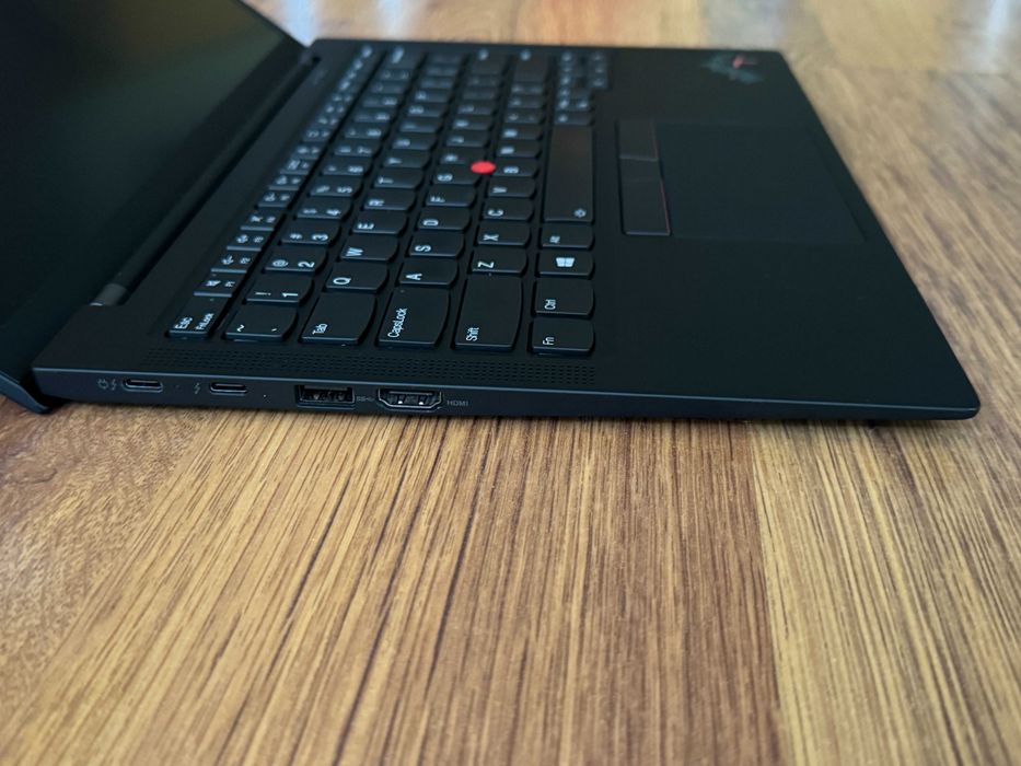 14' Full HD+ Core i7-1165G7 Lenovo ThinkPad X1 Carbon Gen 9 16GB LPDDR4X/512GB NVMe/Win 11/Бат 8ч