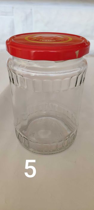 Буркани със винт