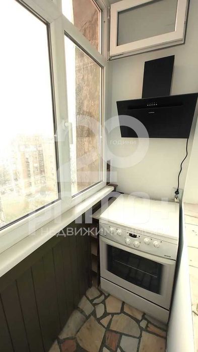 Дава се под наем Тристаен апартамент в Велико Търново, Център - 100 кв.м за 357 € - Снимка #2