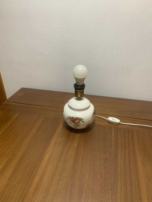 Veioza portelan  mica