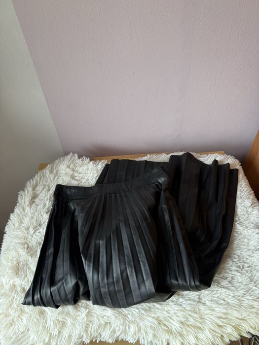 Дълга пола плисе Bershka