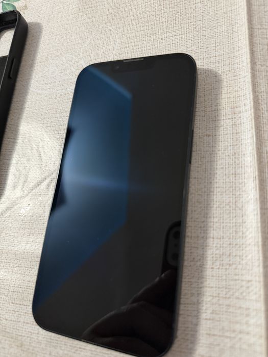 Iphone 13 simplu