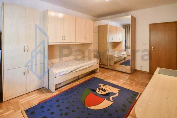 Дава се под наем Тристаен апартамент в София, Изток - 125 кв.м за 999 € - Снимка #7