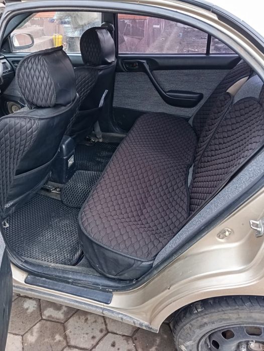 Тойота Карина Е АКПП 1.6  1993 г