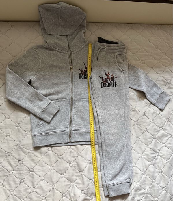Яке, бомбър яке, дънки,3 сета дрехи Zara,Geоrge, Jack &Jones, Benetton и др.