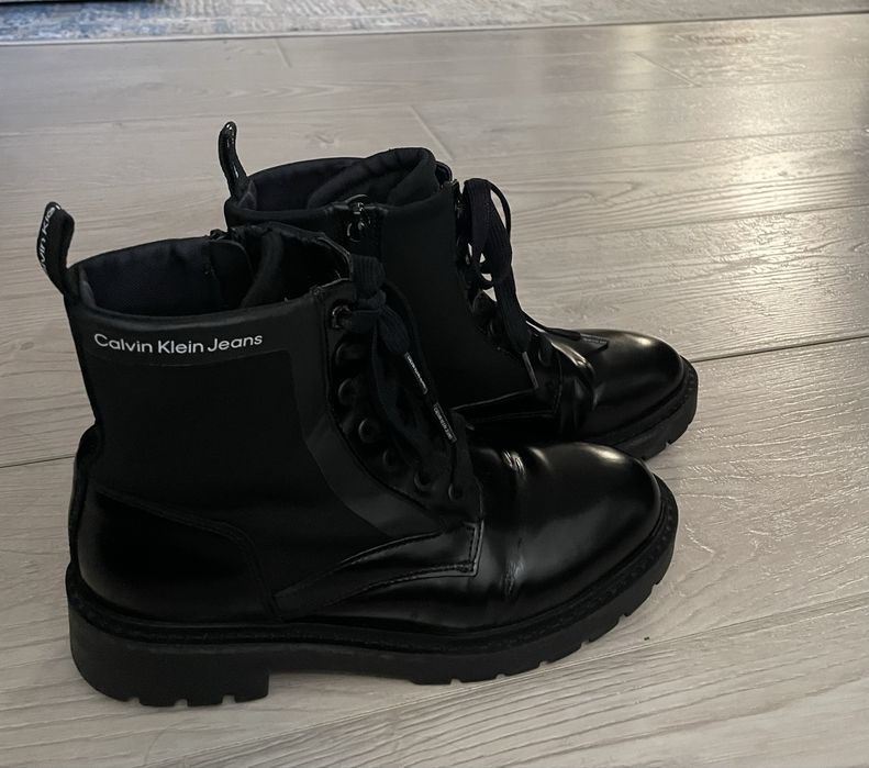 Ботинки женские