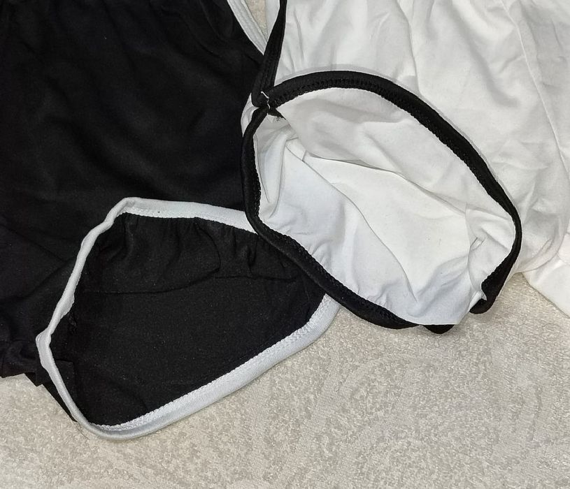 Шорты с вырезом на лето