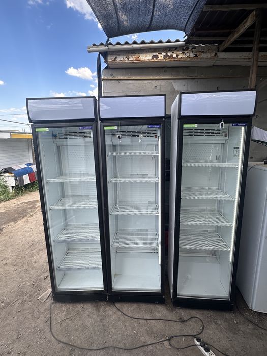Витринные Холодильники