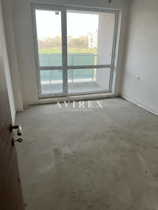 Двустаен апартамент в кв. Тракия, С АКТ 16