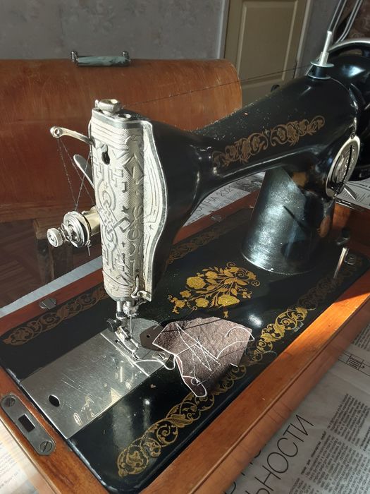 Швейная машинка ручная