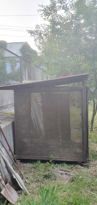 Бесплатно отдам вольер