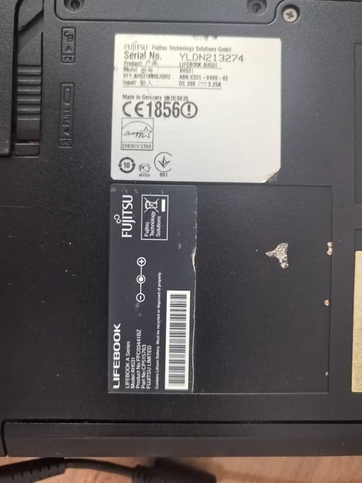 Ноутбук продам срочно