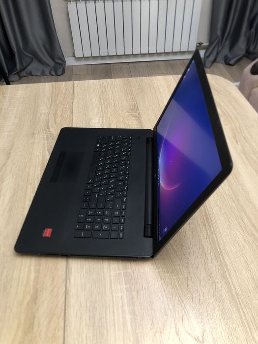 Ноутбук Hp 17 SSD 256ГБ
