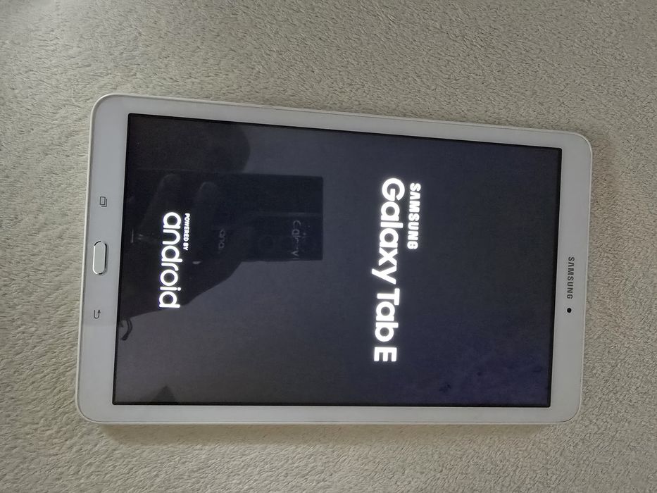 Таблет самсунг галакси таб Е