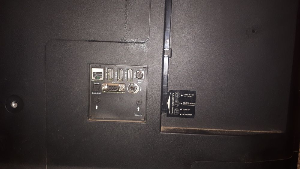 Vând  smart TV Hitachi 55HK 4w64A