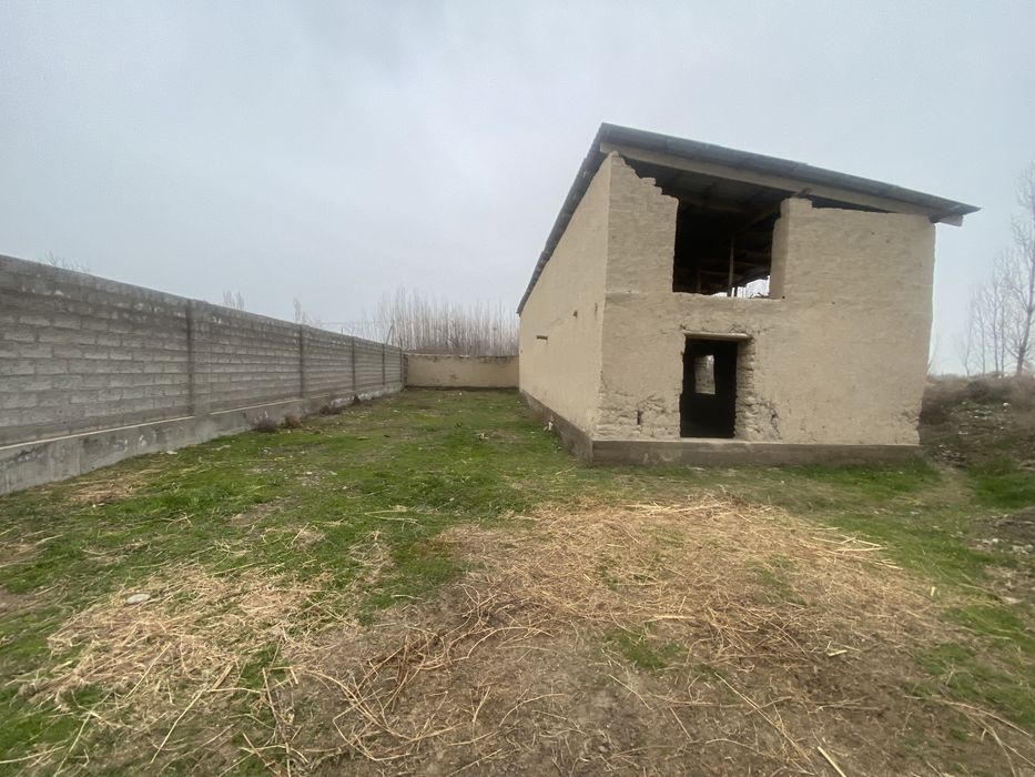 Участка сотилади срочно 6 соток