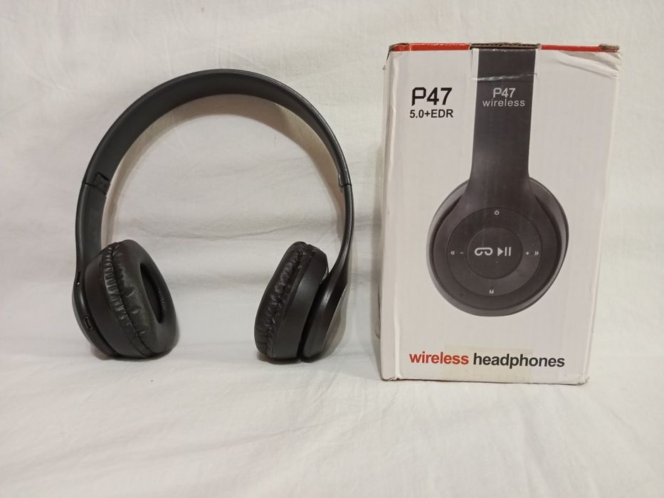 Скидка 50% Блютуз наушники супер бас,бренд.