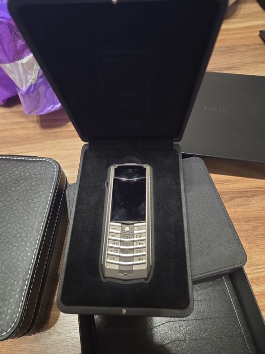 Vertu Ascent X новый