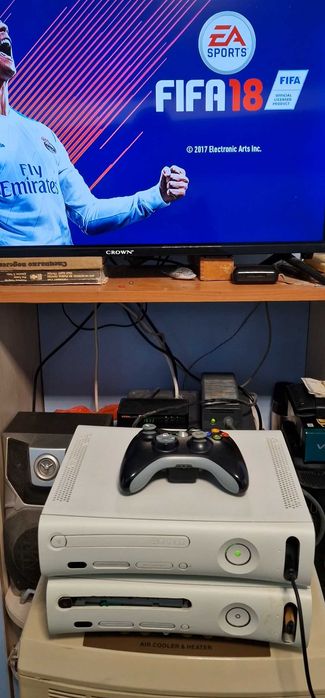 XBOX 360 + 1 Безжичен контролер