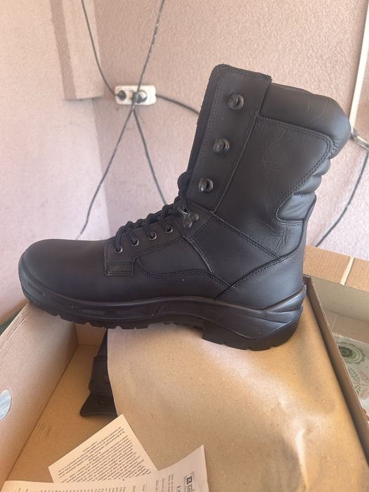 Полицейски кубинки