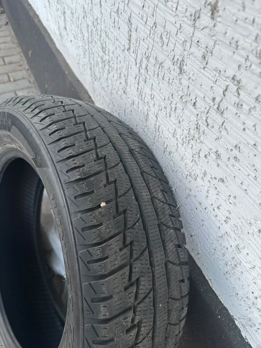 Продам шины  215/60/R16