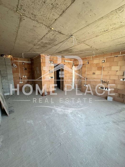 Двустаен апартамент в сграда с АКТ 14 с хубава панорама в кв.Възражда