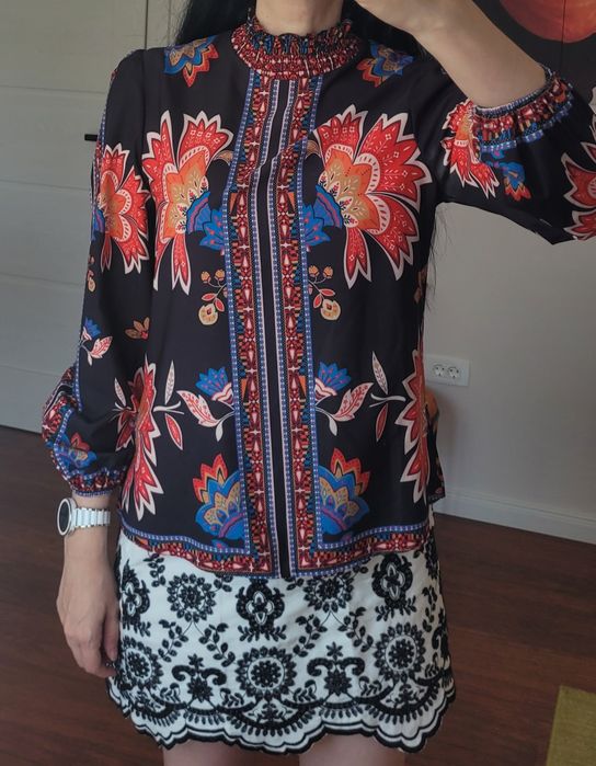 Bluza, imprimeu deosebit