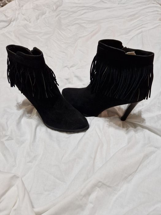 Ботильоны Pierre Cardin с лапшой 100% замша