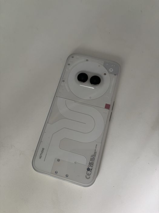 Продам Nothing Phone 2a