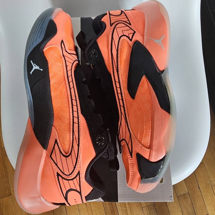 НОВИ!!! Баскетболни маратонки Nike Jordan Luka 2 (GS) 39