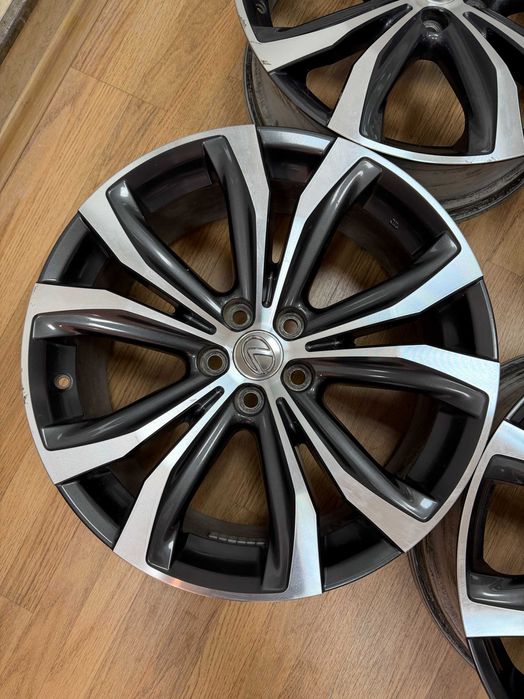 Оригинални Джанти Lexus 20"