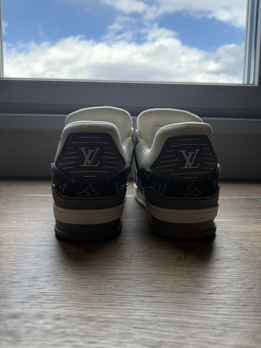 Louis Vuitton Trainers - маратонки