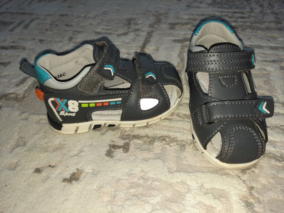 Сандали детские 22 размер