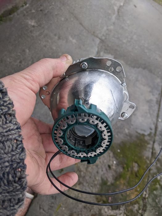 Lupe farururi alfa ww Audi mercedes