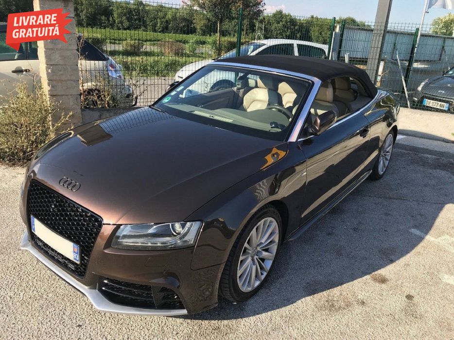 Grila Centrala Audi A5 8T (2008-2011) RS5 Design Negru Lucios