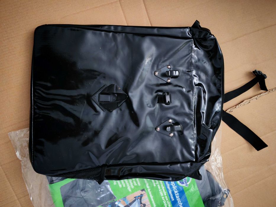 Чанта/Дисаги за вело-багажник, импрегнирана, товароносимост - 10кг.