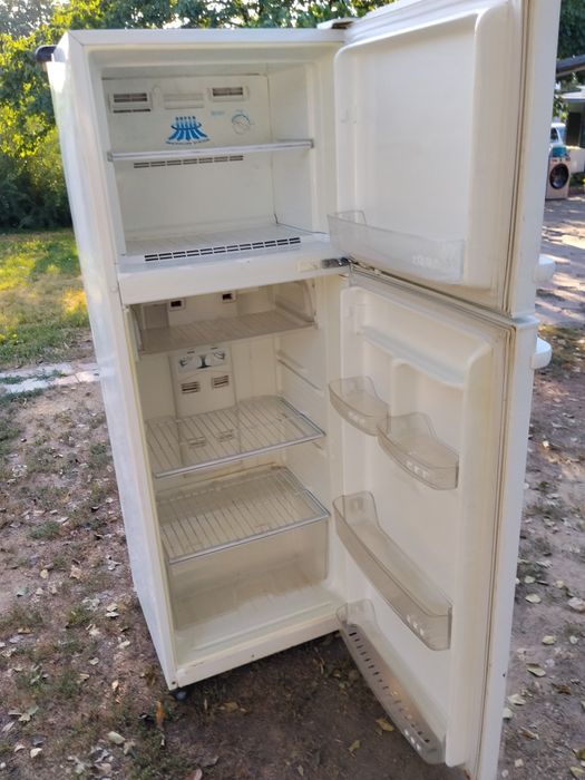 Продам холодильник Ду