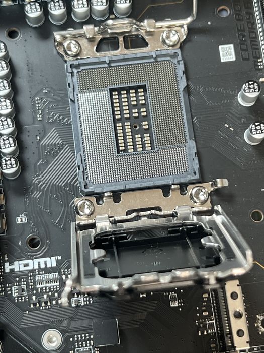 Placă de bază msi mag z790 tomahawk ddr4 —wifi