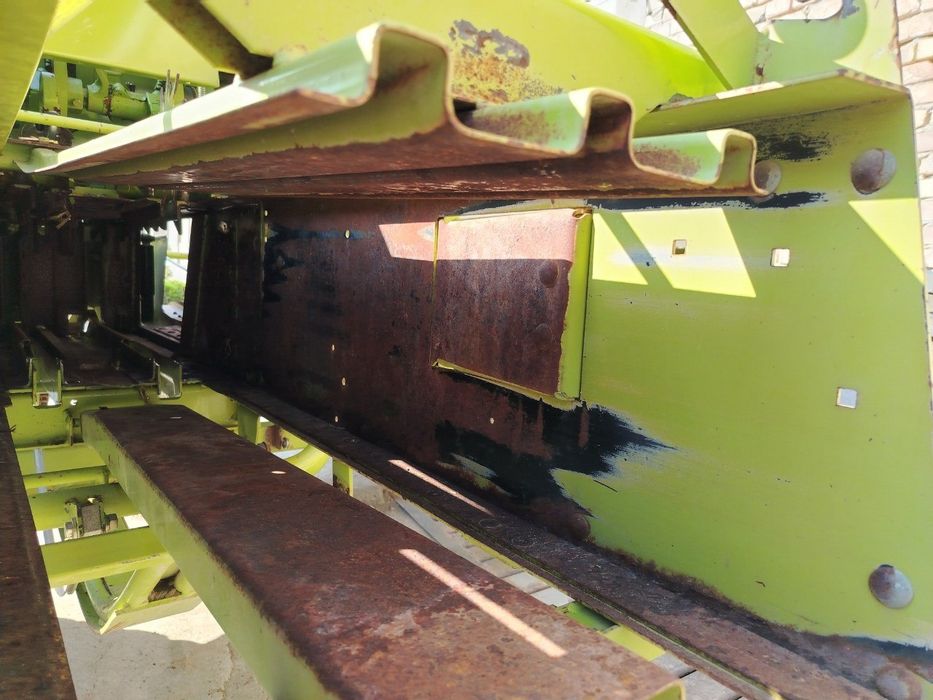 Uzb ishlamagan kareski claas 65
