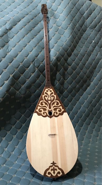 Домбыра шеберханасы