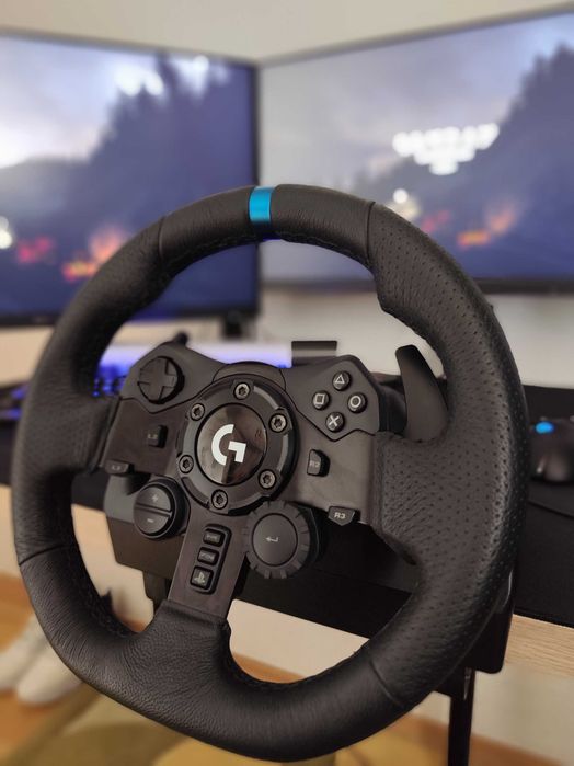 Геймърски волан Logitech G923 + Shifter за PS5/PS4/PC