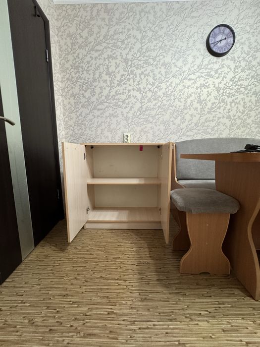 Продам шкаф недорого