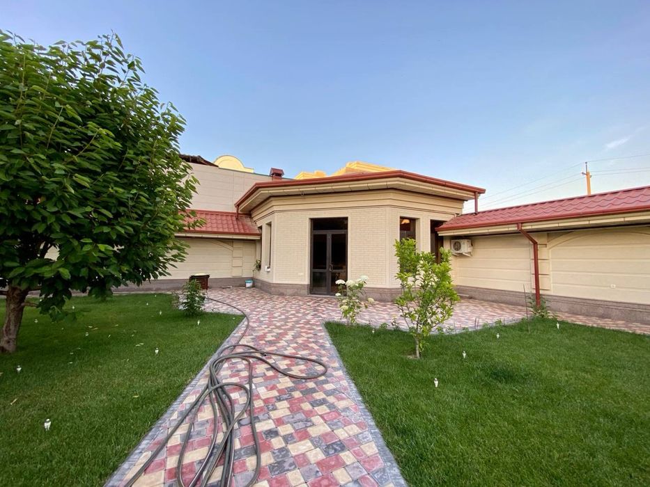 Дом 12 соток  Махалля Амир Темур Мирзо-Улугбекский район