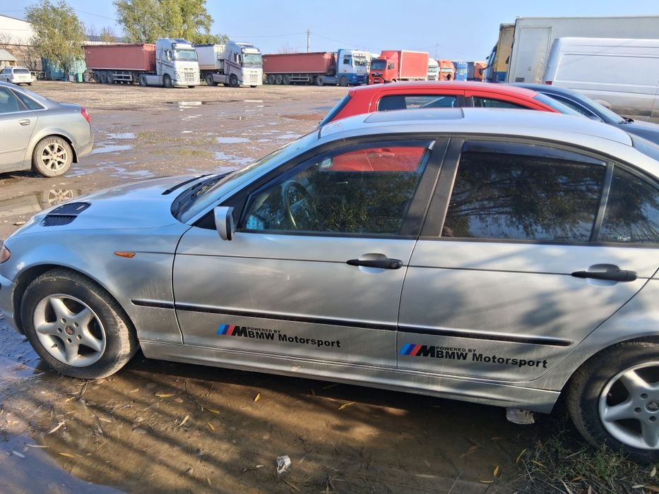 Vând BMW e 46 benzina