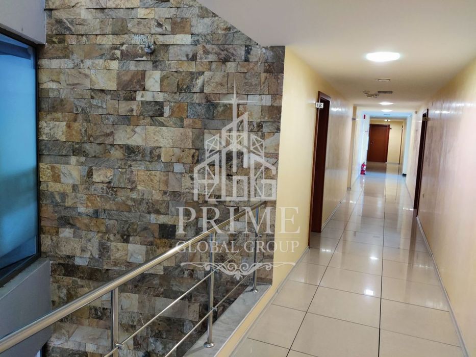 Продава се Офис в Бургас, Изгрев - 300 кв.м за 1200 €/кв.м - Снимка #2