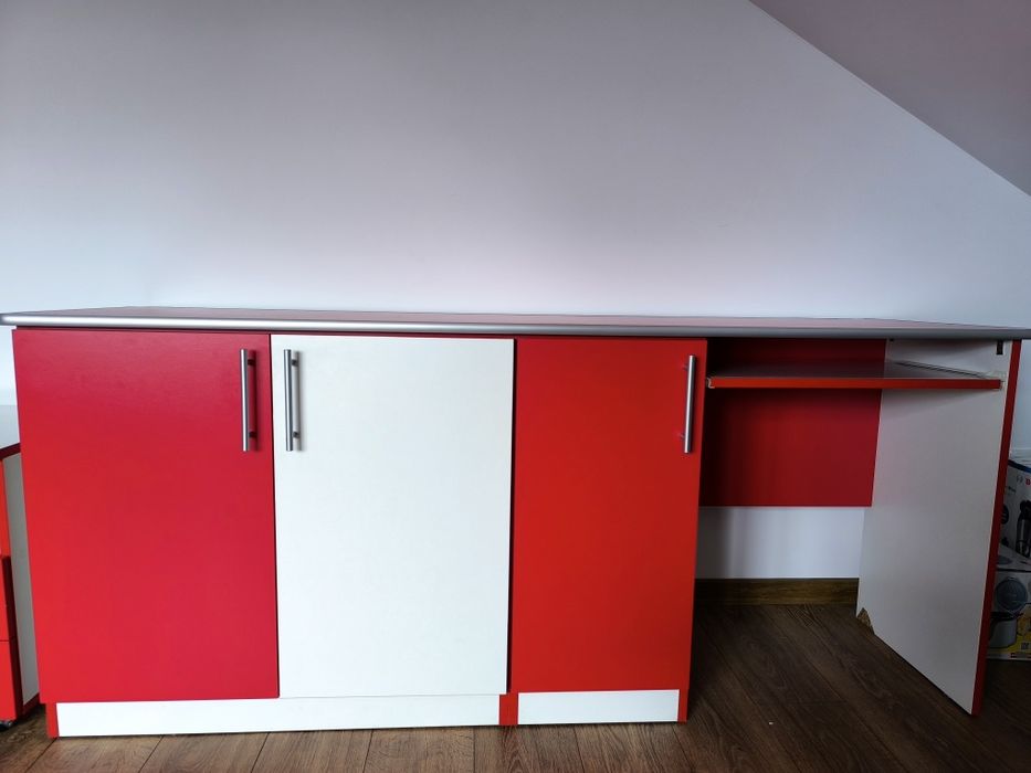Vând mobilier set complet